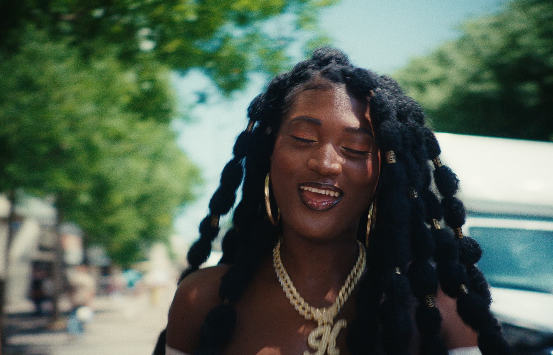 Catalina feat. SDM still 7
